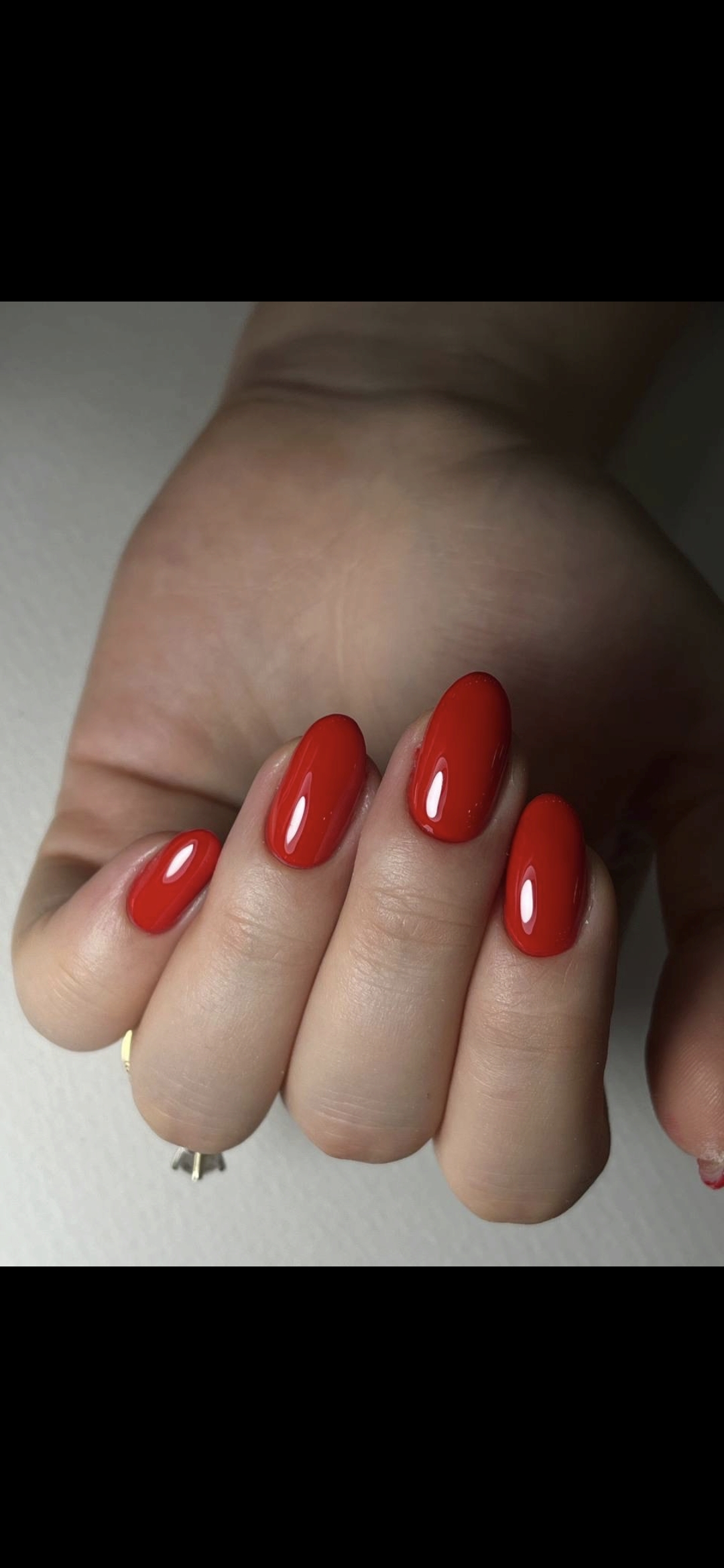 نفیسه — ناخن